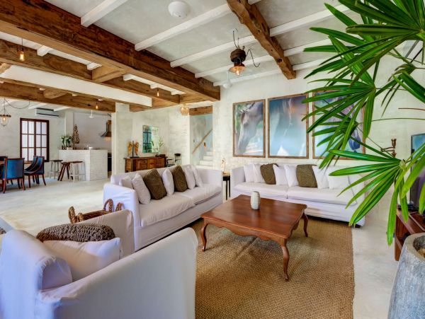 Cancun Home 989340
