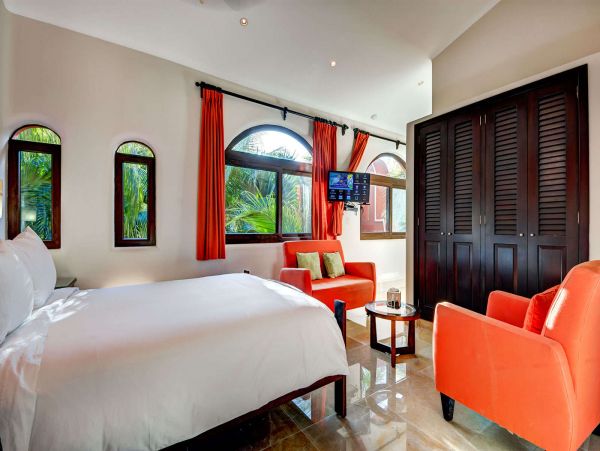 Cancun Home 989343