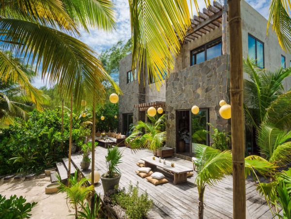 Cancun Home 989345