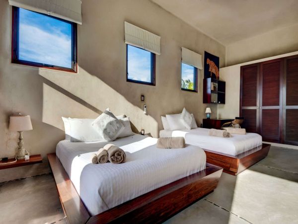 Cancun Home 989345