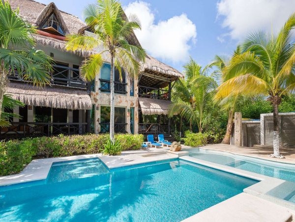 Cancun Home 989346