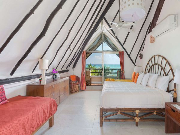 Cancun Home 989346