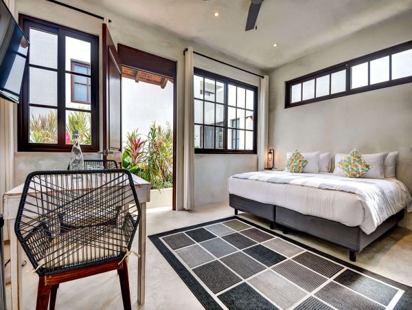 Cancun Home 989350