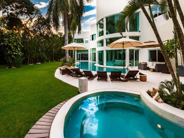 Cancun Home 989352