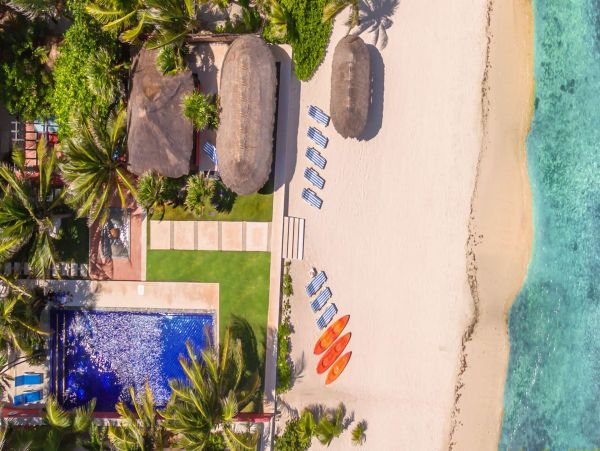 Cancun Home 989355