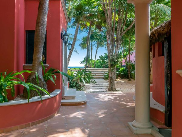 Cancun Home 989355