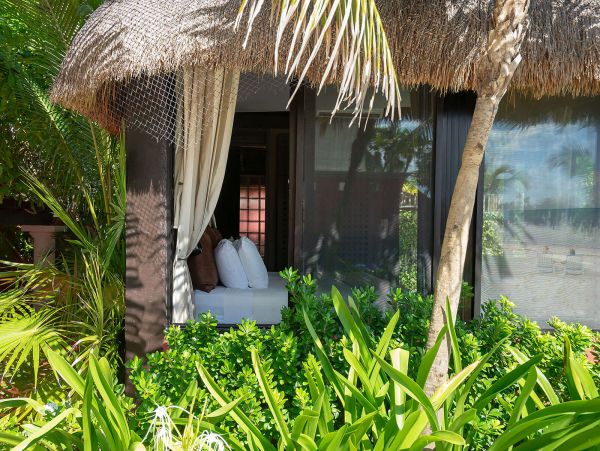 Cancun Home 989355