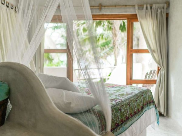 Cancun Home 989359