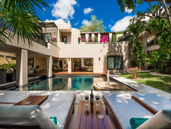 Cancun Home 989361