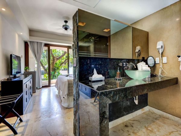 Cancun Home 989361