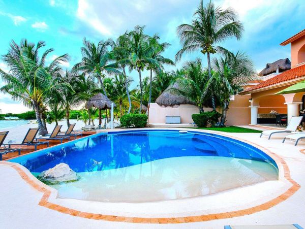 Cancun Home 989362