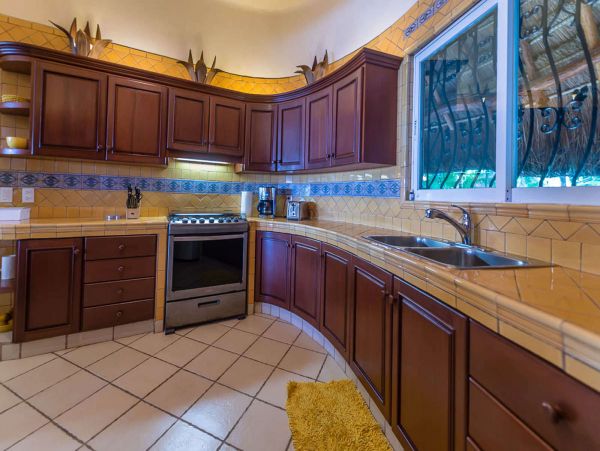 Beautiful Five Bedroom Villa Ocean Front in Soliman Bay
