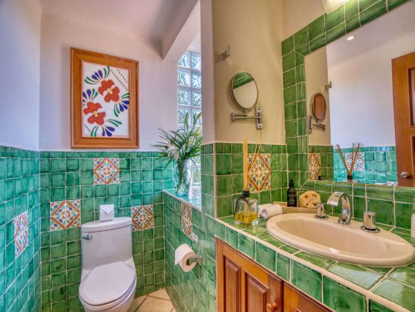 Beautiful Five Bedroom Villa Ocean Front in Soliman Bay