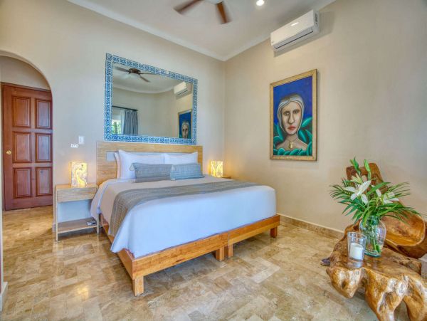 Beautiful Five Bedroom Villa Ocean Front in Soliman Bay