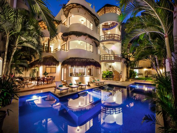 Nine Bedroom Luxury Villa in Playa Del Carmen Private Pool