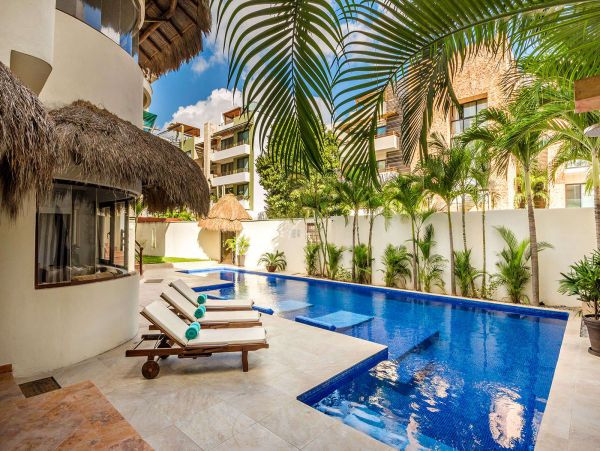 Nine Bedroom Luxury Villa in Playa Del Carmen Private Pool