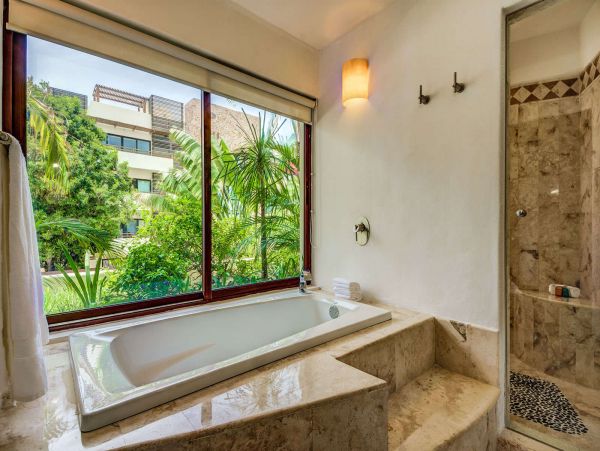 Nine Bedroom Luxury Villa in Playa Del Carmen Private Pool