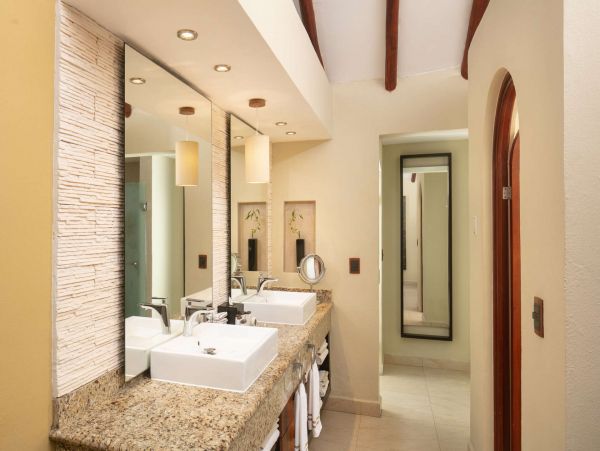 Cancun Home 989381