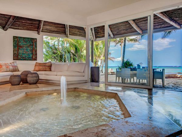 Cancun Home 989388