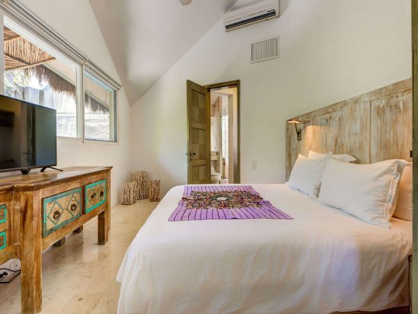 Cancun Home 989388