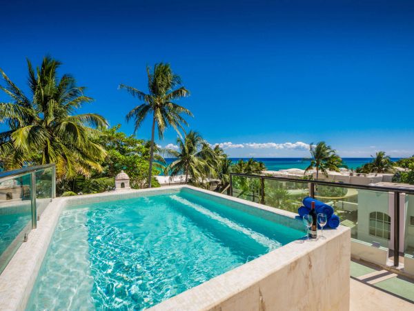 Cancun Home 989394