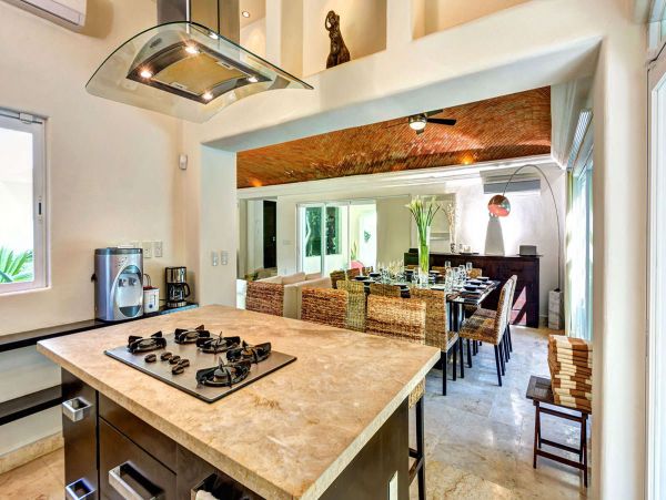 Cancun Home 989403