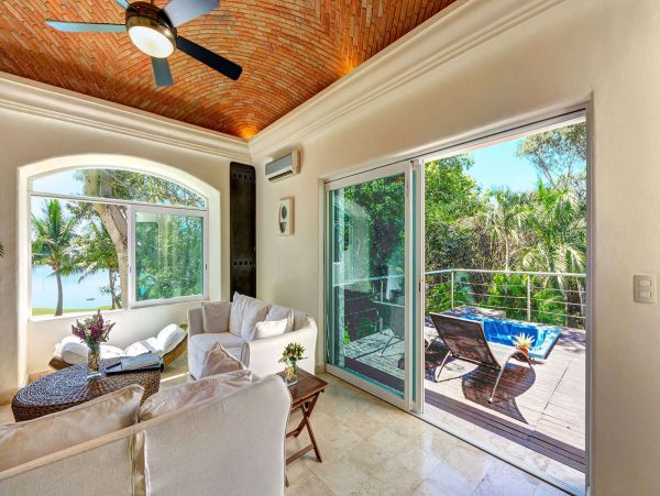 Cancun Home 989403