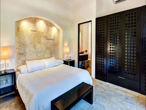 Cancun Home 989403
