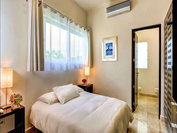 Cancun Home 989403
