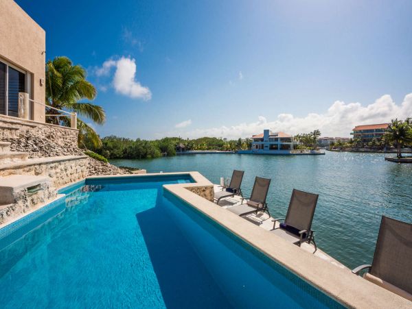Cancun Home 989408