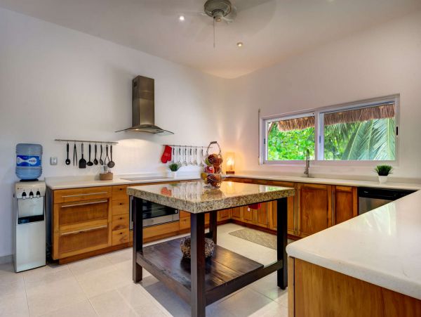 Cancun Home 989408