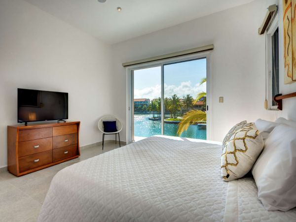 Cancun Home 989408