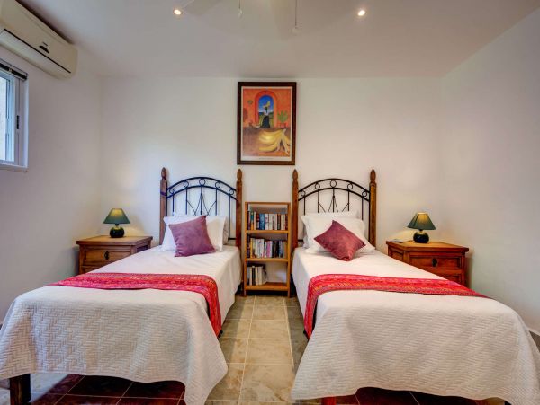 Cancun Home 989408