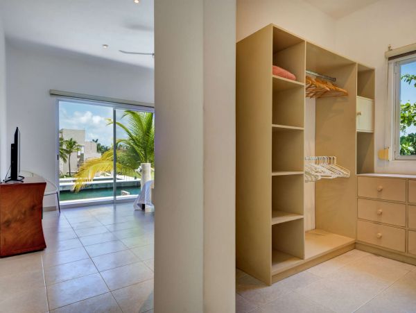 Cancun Home 989408