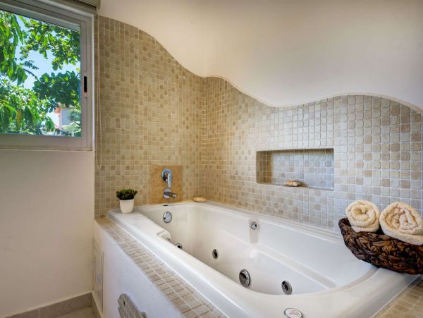 Cancun Home 989408