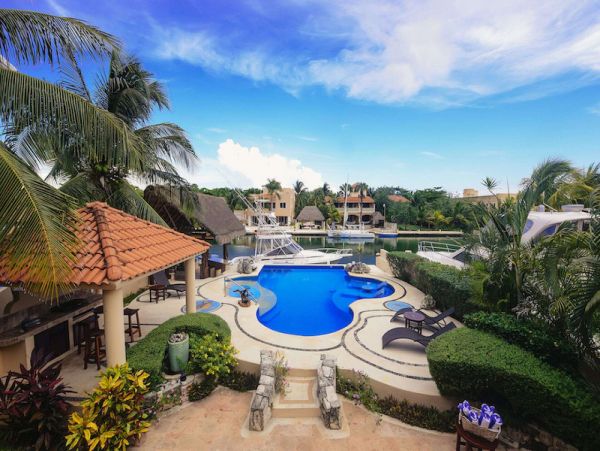 Cancun Home 989409