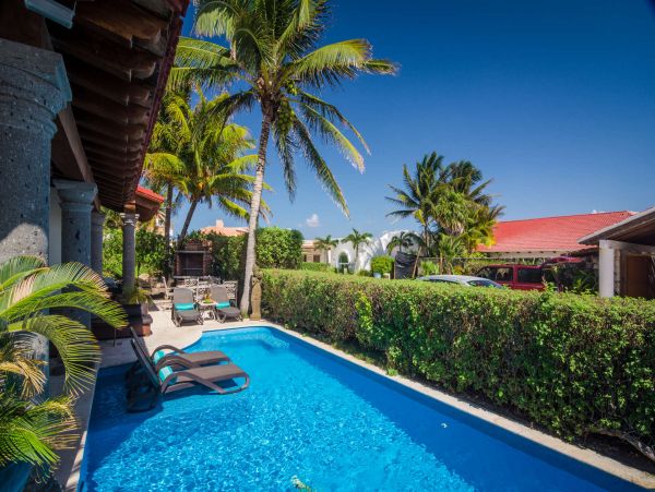 Cancun Home 989411