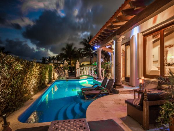 Cancun Home 989411