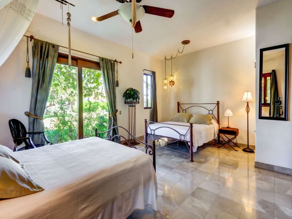 Cancun Home 989411