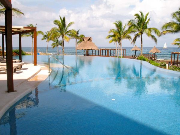 Cancun Home 989414