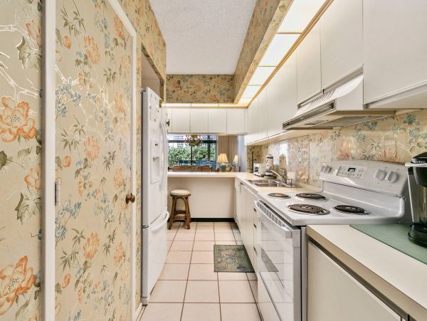First floor walk out unit in Building 7 at Beachplace