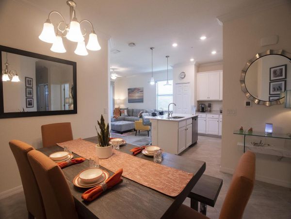 Luxury Stunning Condo in a Scenic Golf Community