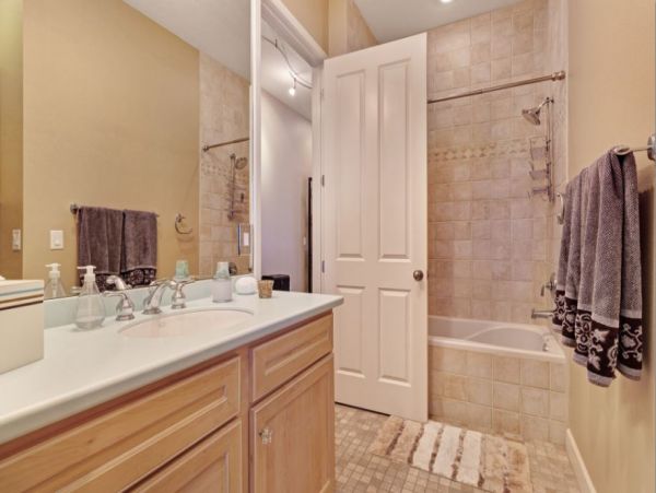 Beachfront Bradenton Beach Vacation Condo Two Bedroom + Den