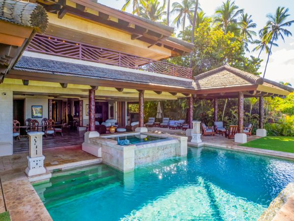 Wailea Luxury Home with Pool & Spa Right on the Beach