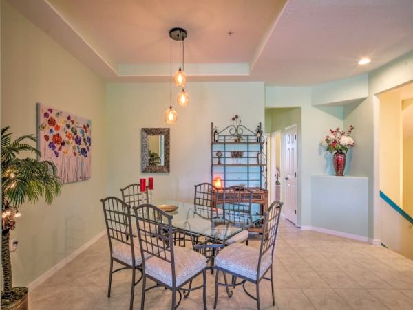Naples Home 989477