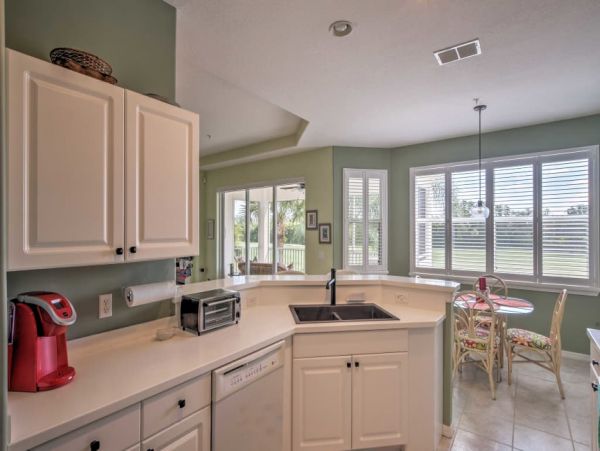 Naples Home 989477