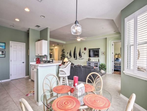 Naples Home 989477