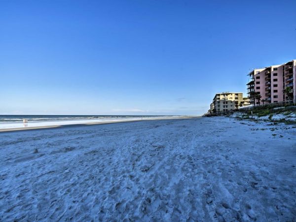 New Smyrna Beach Home 989479