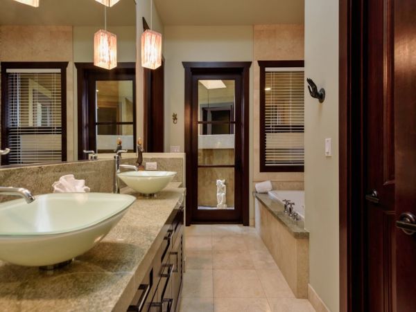 Lahaina Four Bedroom Vacation Home with Private Pool
