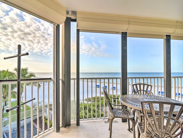Beachfront Three Bedroom Vacation Rental in Indian Shores